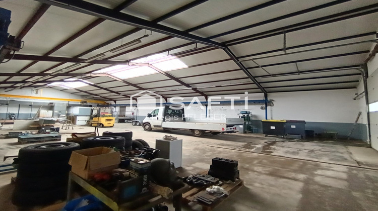 Ma-Cabane - Vente Local commercial Grandvillars, 1900 m²