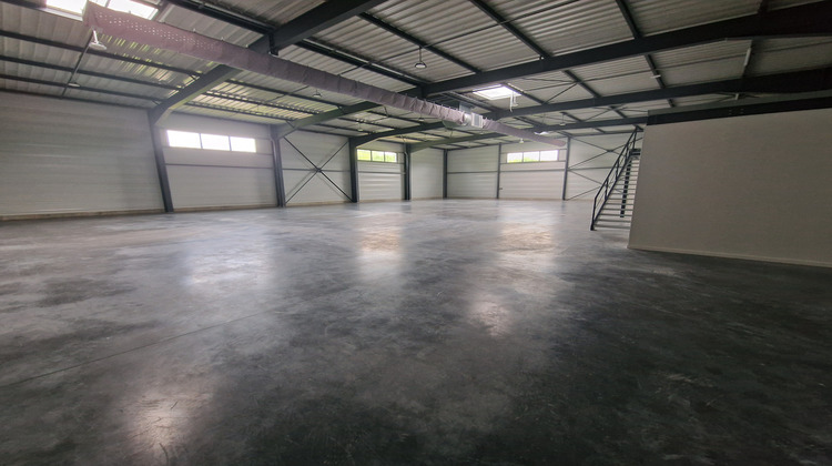 Ma-Cabane - Vente Local commercial Granieu, 684 m²