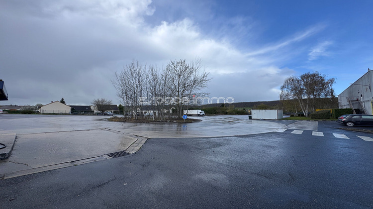 Ma-Cabane - Vente Local commercial GRAVIGNY, 9000 m²
