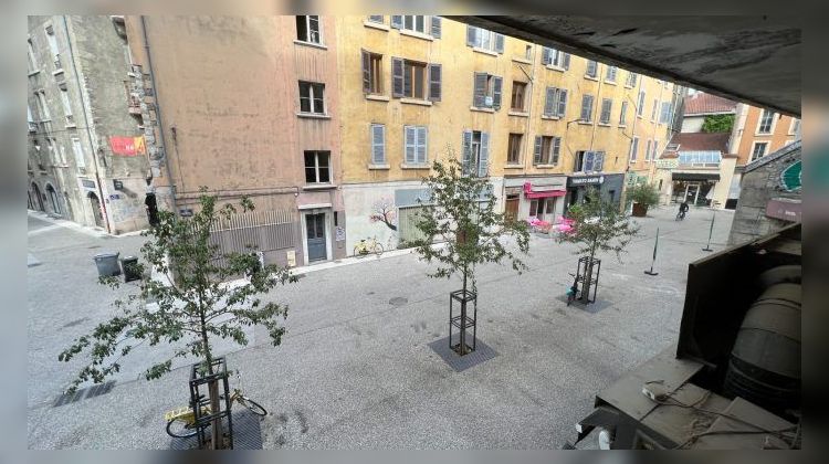 Ma-Cabane - Vente Local commercial Grenoble, 317 m²