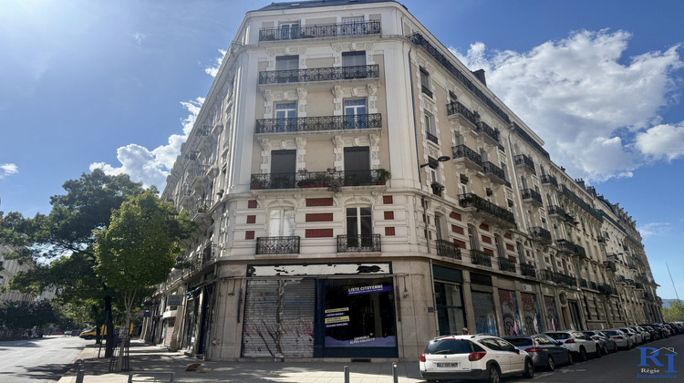 Ma-Cabane - Vente Local commercial Grenoble, 112 m²