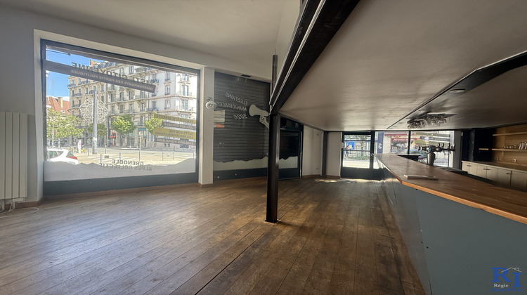 Ma-Cabane - Vente Local commercial Grenoble, 112 m²