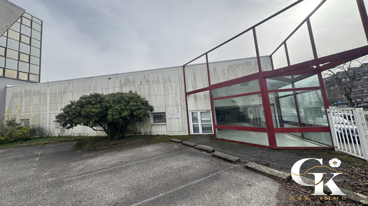 Ma-Cabane - Vente Local commercial Grenoble, 888 m²