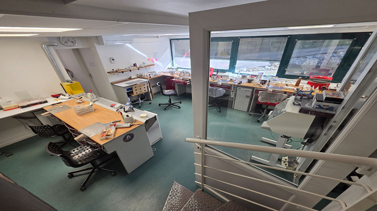 Ma-Cabane - Vente Local commercial GRESY-SUR-AIX, 102 m²
