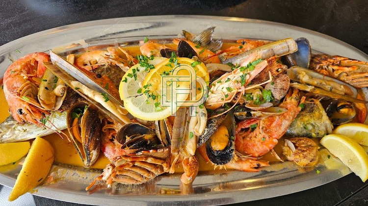 Ma-Cabane - Vente Local commercial Gruissan, 102 m²