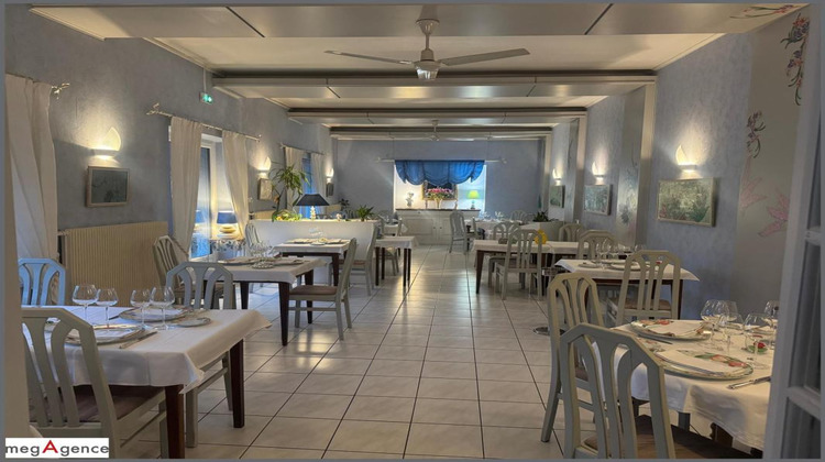Ma-Cabane - Vente Local commercial GUECELARD, 242 m²