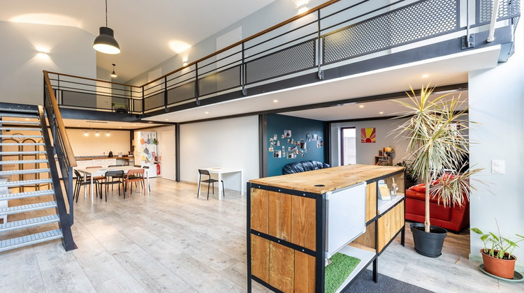 Ma-Cabane - Vente Local commercial GUJAN MESTRAS, 301 m²