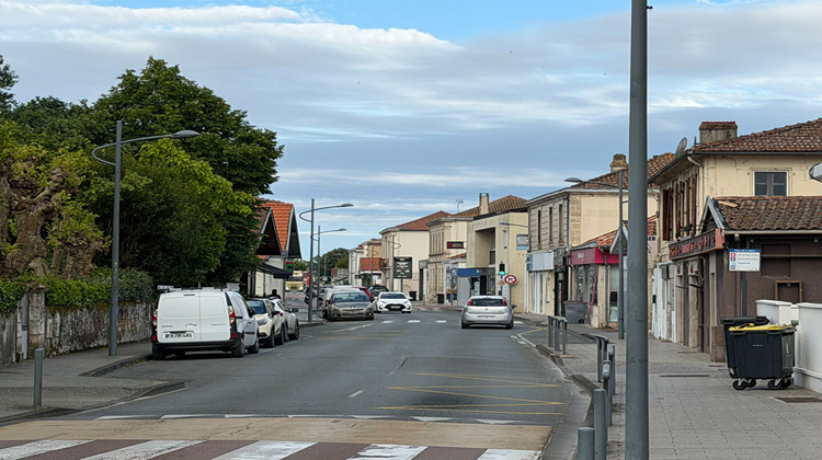 Ma-Cabane - Vente Local commercial GUJAN-MESTRAS, 45 m²