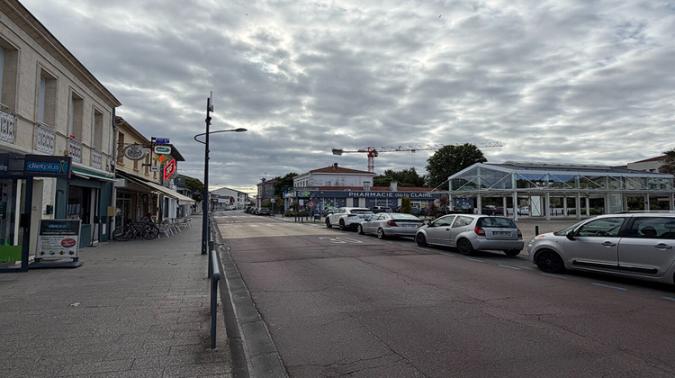 Ma-Cabane - Vente Local commercial GUJAN-MESTRAS, 45 m²
