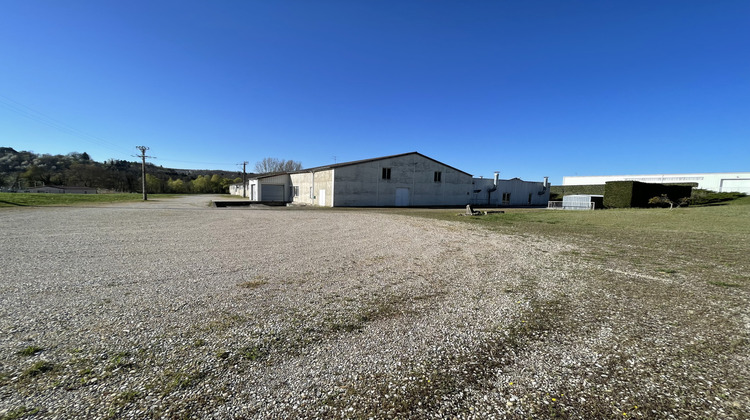 Ma-Cabane - Vente Local commercial Hauterives, 3000 m²