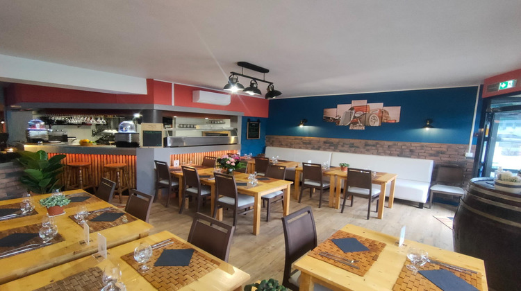 Ma-Cabane - Vente Local commercial Hennebont, 120 m²