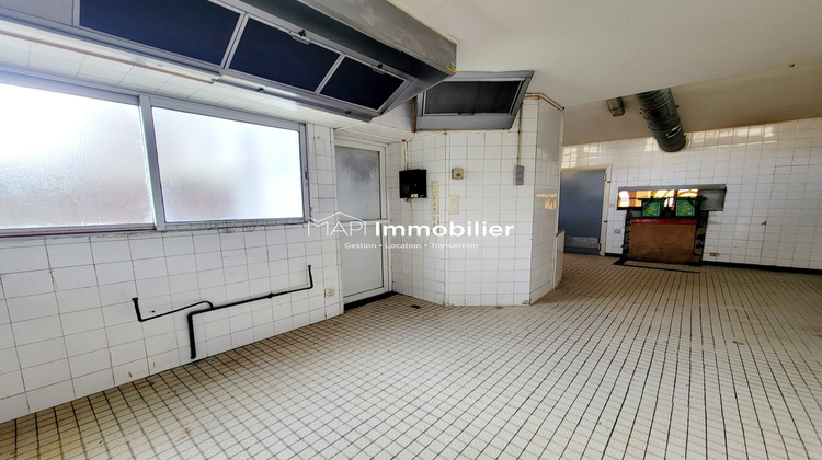 Ma-Cabane - Vente Local commercial Hennebont, 99 m²