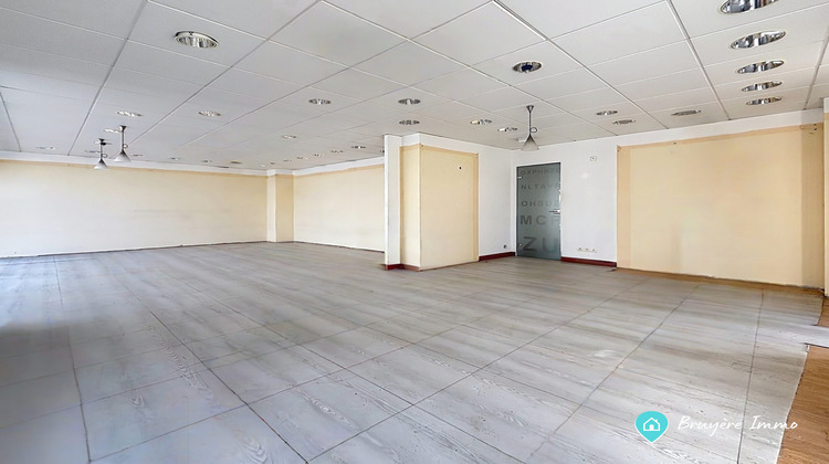 Ma-Cabane - Vente Local commercial Hirson, 75 m²