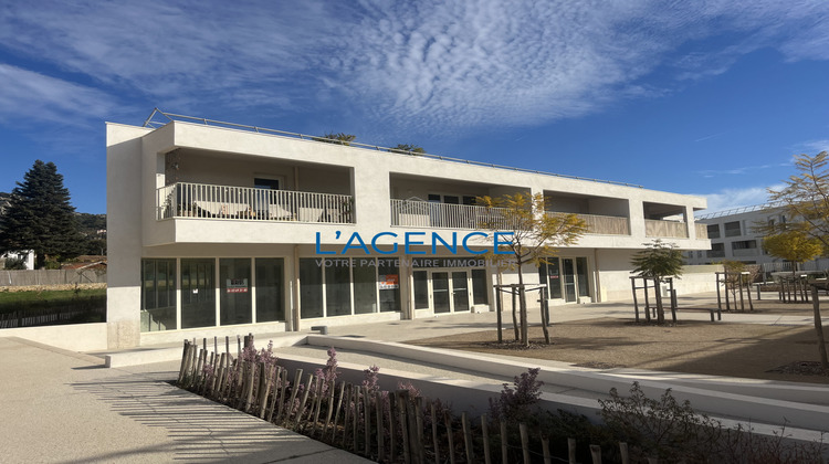 Ma-Cabane - Vente Local commercial Hyères, 101 m²