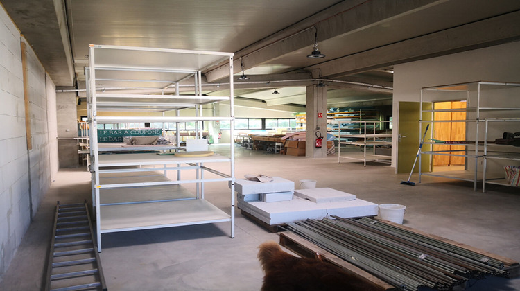Ma-Cabane - Vente Local commercial HYERES, 1015 m²