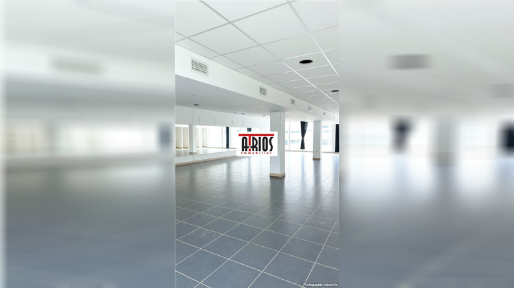 Ma-Cabane - Vente Local commercial Hyères, 430 m²