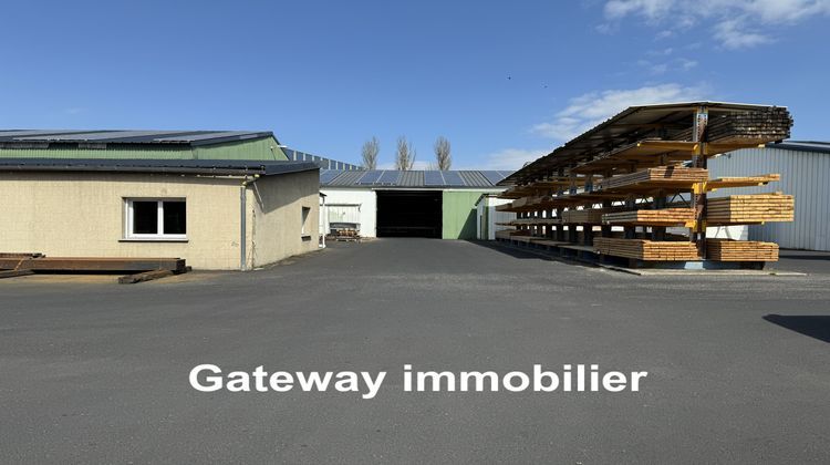 Ma-Cabane - Vente Local commercial Issoire, 2900 m²