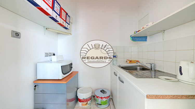 Ma-Cabane - Vente Local commercial Issy-les-Moulineaux, 96 m²