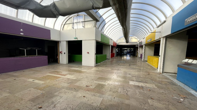 Ma-Cabane - Vente Local commercial Istres, 616 m²