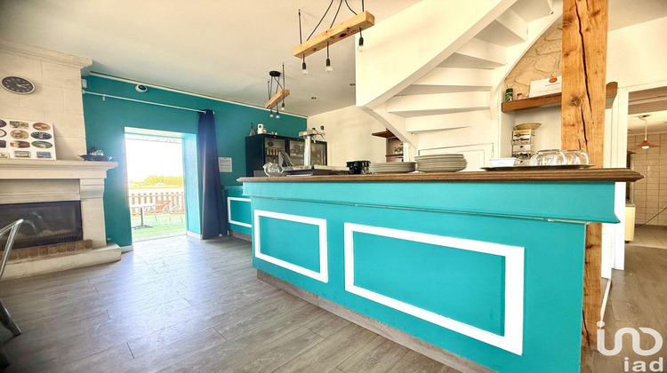 Ma-Cabane - Vente Local commercial Jardres, 98 m²