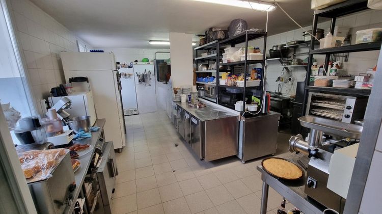 Ma-Cabane - Vente Local commercial Joigny, 227 m²