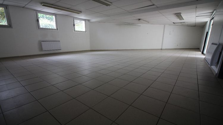 Ma-Cabane - Vente Local commercial JOINVILLE-LE-PONT, 330 m²