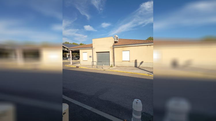 Ma-Cabane - Vente Local commercial JONQUIERES SAINT VINCENT, 120 m²