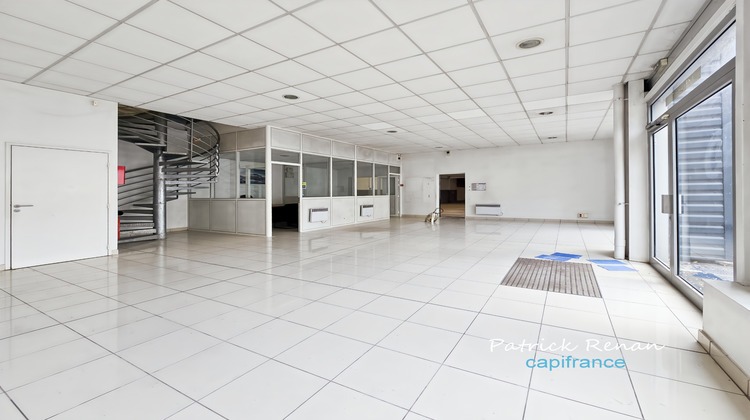 Ma-Cabane - Vente Local commercial JOUY EN JOSAS, 640 m²