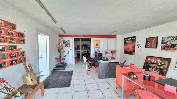 Ma-Cabane - Vente Local commercial JUILLAN, 123 m²