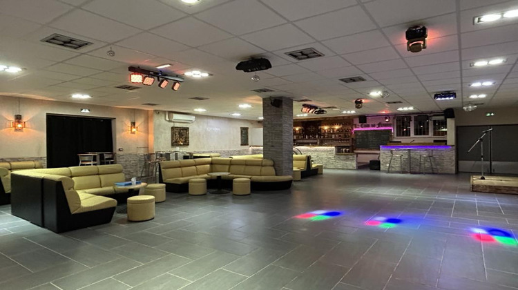 Ma-Cabane - Vente Local commercial L AIGUILLON, 438 m²