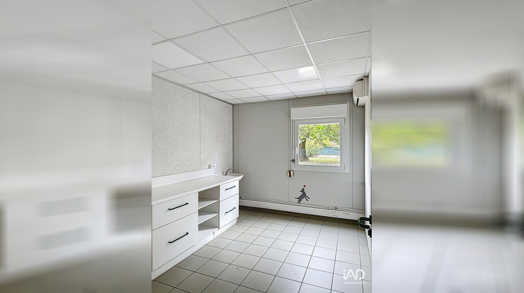 Ma-Cabane - Vente Local commercial La Boisse, 160 m²