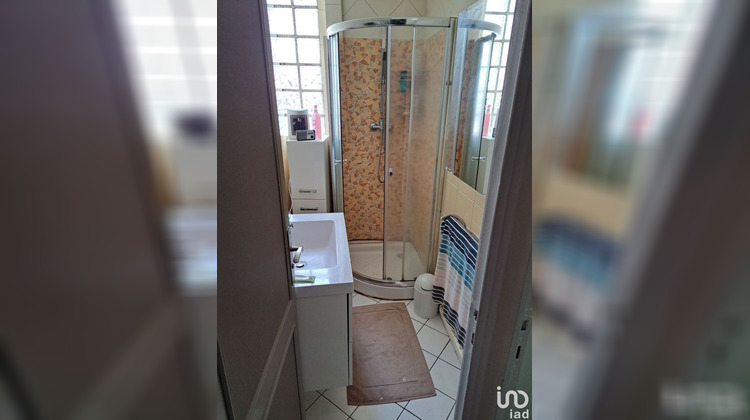 Ma-Cabane - Vente Local commercial La Bourboule, 140 m²