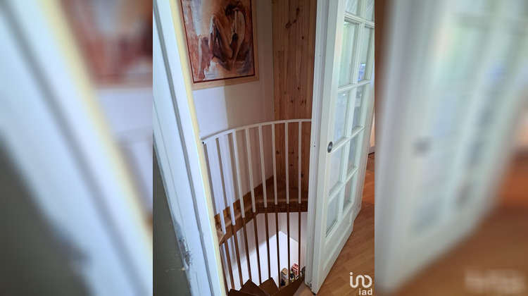 Ma-Cabane - Vente Local commercial La Bourboule, 140 m²