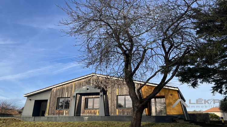 Ma-Cabane - Vente Local commercial La Bruffière, 230 m²
