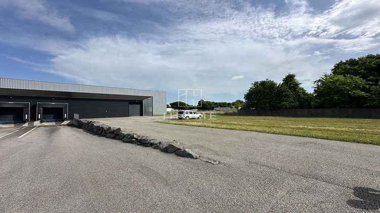 Ma-Cabane - Vente Local commercial LA CHAPELLE-ACHARD, 1100 m²