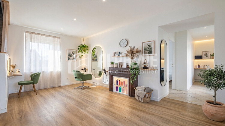 Ma-Cabane - Vente Local commercial LA CHAPELLE-DES-MARAIS, 110 m²