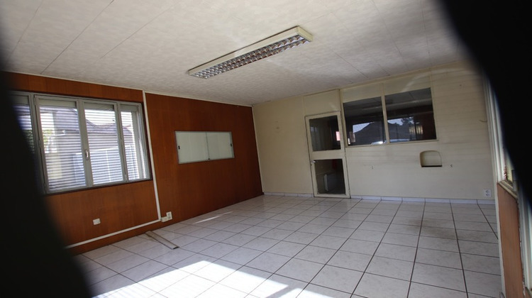 Ma-Cabane - Vente Local commercial LA CLAYETTE, 1700 m²