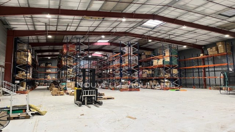 Ma-Cabane - Vente Local commercial La Couronne, 2018 m²