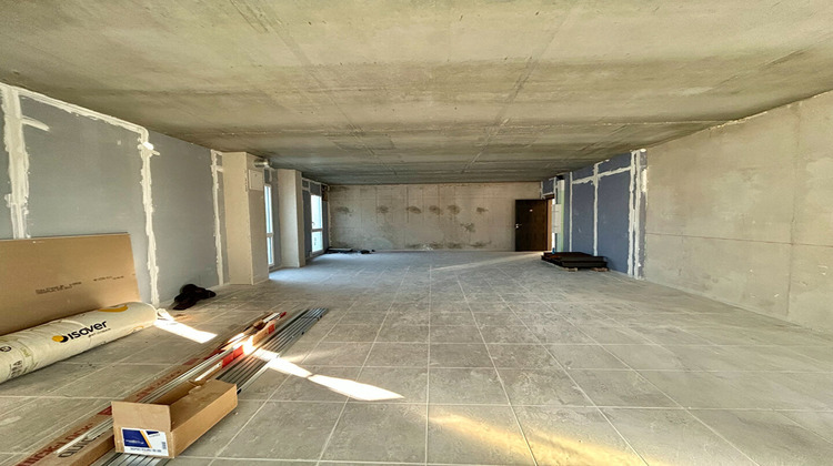 Ma-Cabane - Vente Local commercial LA GARDE, 89 m²
