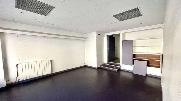 Ma-Cabane - Vente Local commercial LA GARENNE-COLOMBES, 67 m²