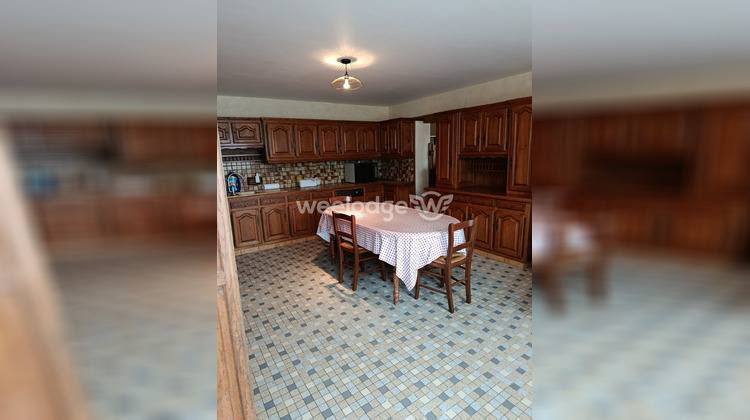 Ma-Cabane - Vente Local commercial La Pérouille, 258 m²