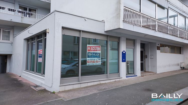 Ma-Cabane - Vente Local commercial LA ROCHE-SUR-YON, 110 m²