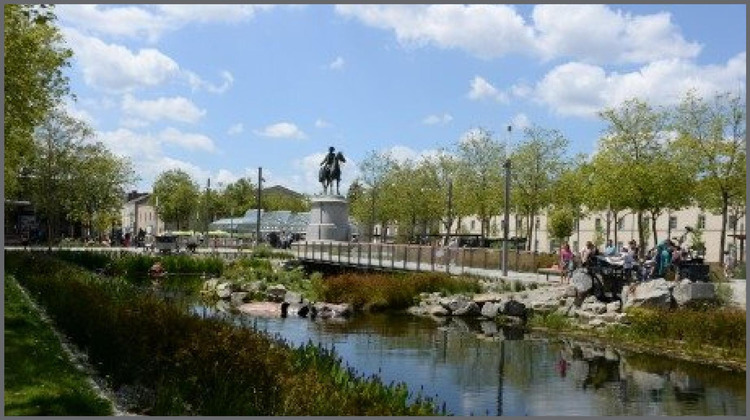 Ma-Cabane - Vente Local commercial La Roche-sur-Yon, 110 m²
