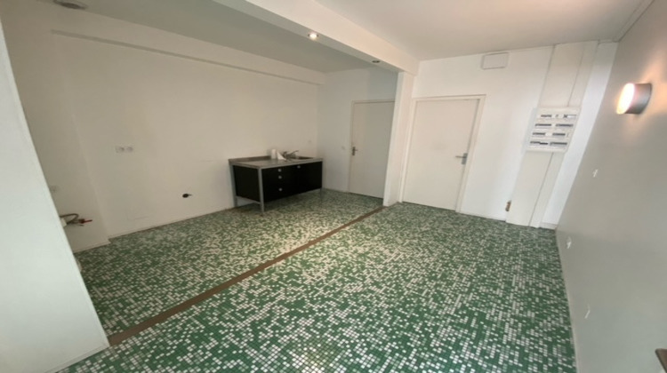 Ma-Cabane - Vente Local commercial LA ROCHELLE, 155 m²