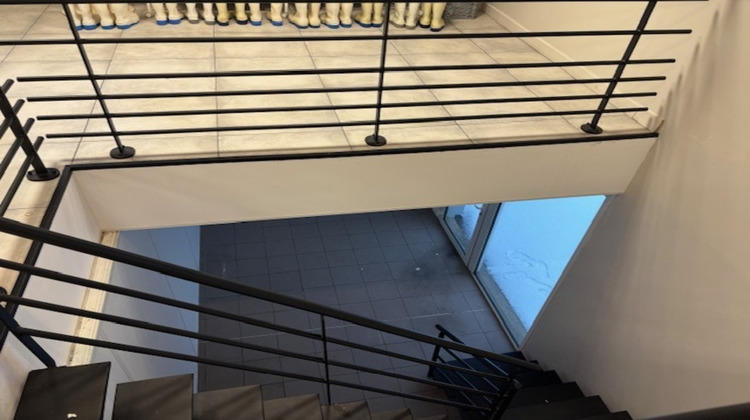 Ma-Cabane - Vente Local commercial LA TALAUDIERE, 651 m²