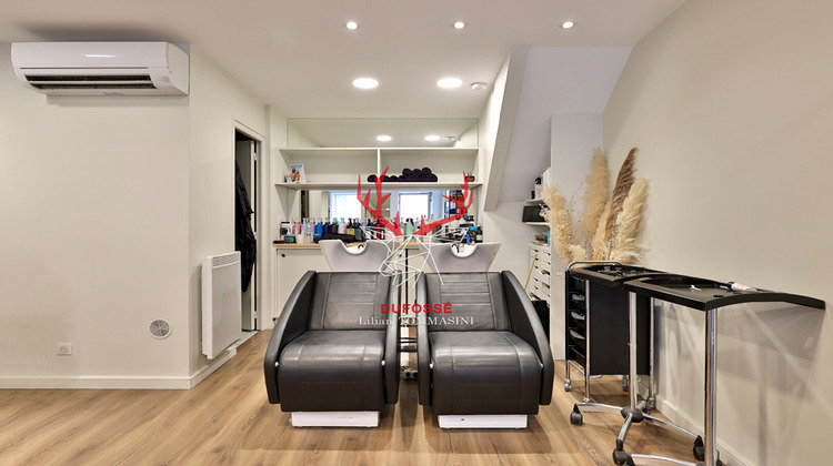 Ma-Cabane - Vente Local commercial LA TOUR-DE-SALVAGNY, 33 m²