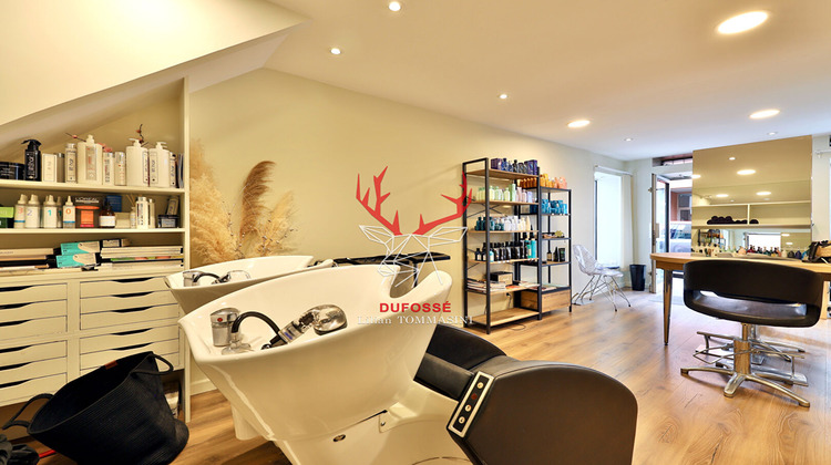 Ma-Cabane - Vente Local commercial LA TOUR-DE-SALVAGNY, 33 m²