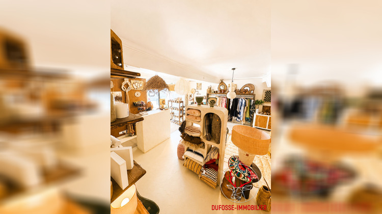 Ma-Cabane - Vente Local commercial LA TOUR-DE-SALVAGNY, 60 m²