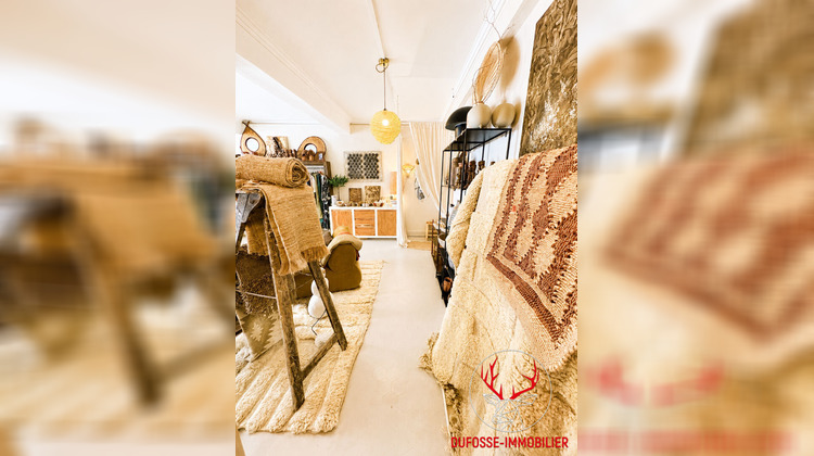 Ma-Cabane - Vente Local commercial LA TOUR-DE-SALVAGNY, 60 m²