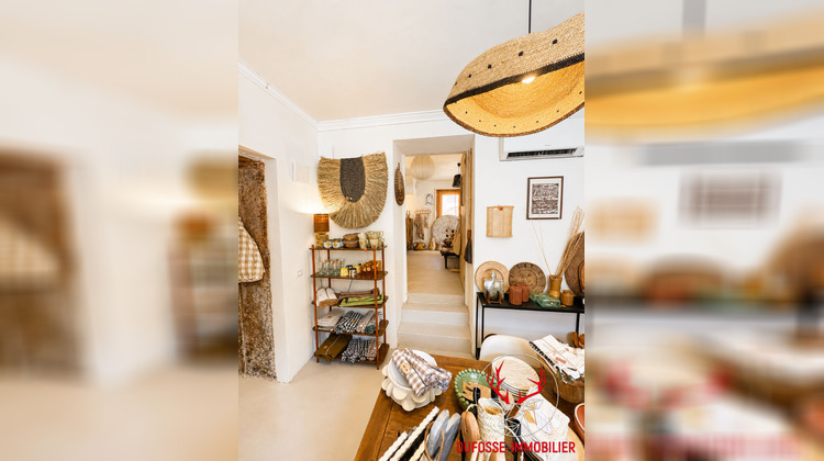 Ma-Cabane - Vente Local commercial LA TOUR-DE-SALVAGNY, 60 m²